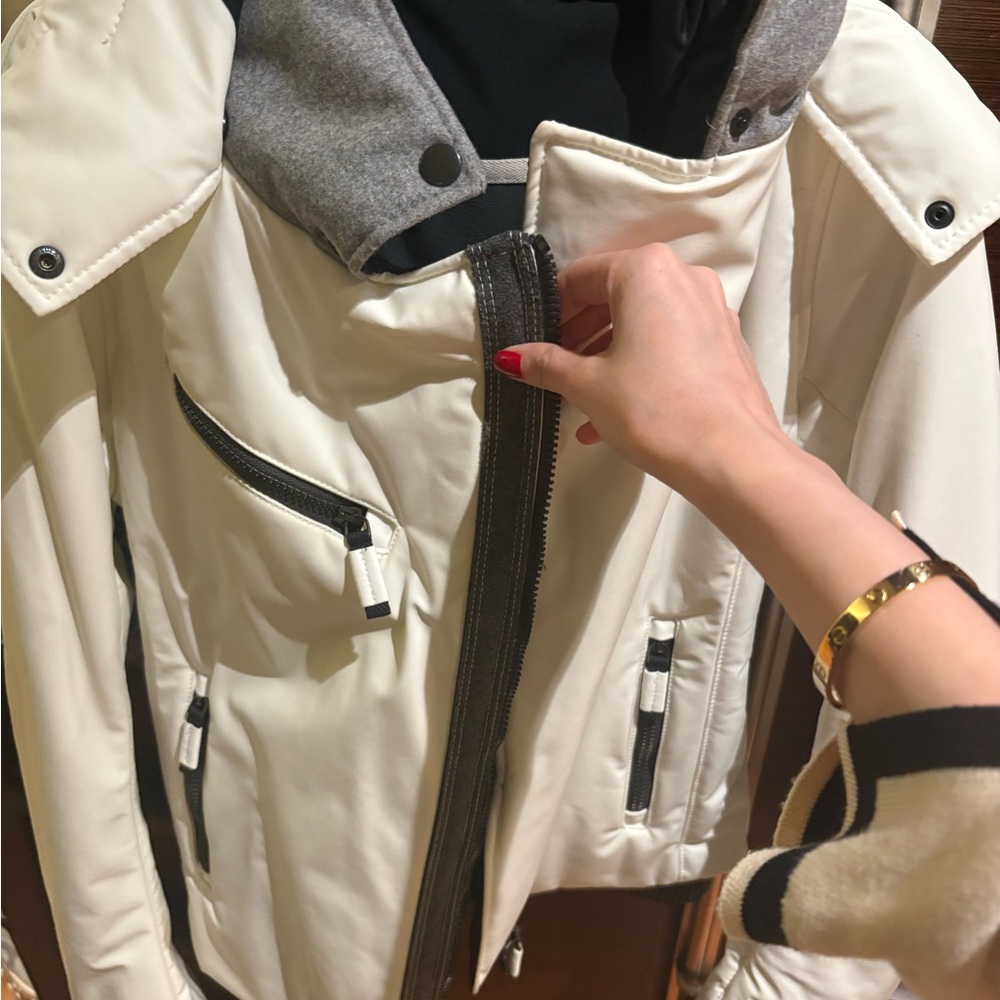 NWT stunning white ski jacket never worn very chic - Picture 13 of 15